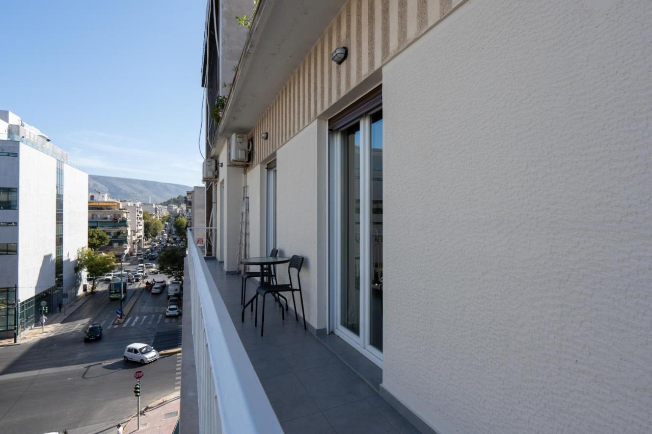 Classy Apartment In Koukaki, Walk To Metro & Acropolis أثينا المظهر الخارجي الصورة